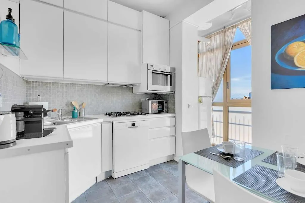Apartment Attico-Vista Sul Duomo-Citylife-Skyline Milan Italy
